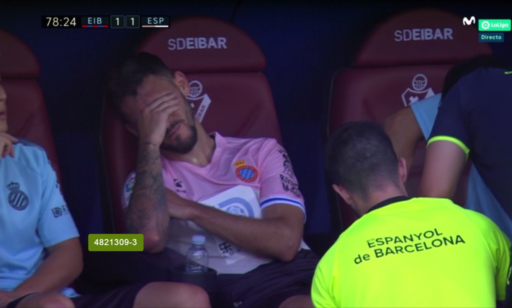 Ferreyra acabó llorando en el banquillo de Ipurua.