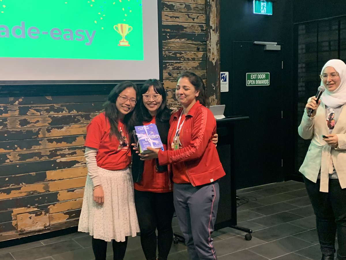 AND THE WINNER OF STARTUP WEEKEND MELBOURNE WOMEN AND WHO’LL BE REPRESENTING MELBOURNE IN SINGAPORE IN THE FINALS IS...Pills-Made-Easy