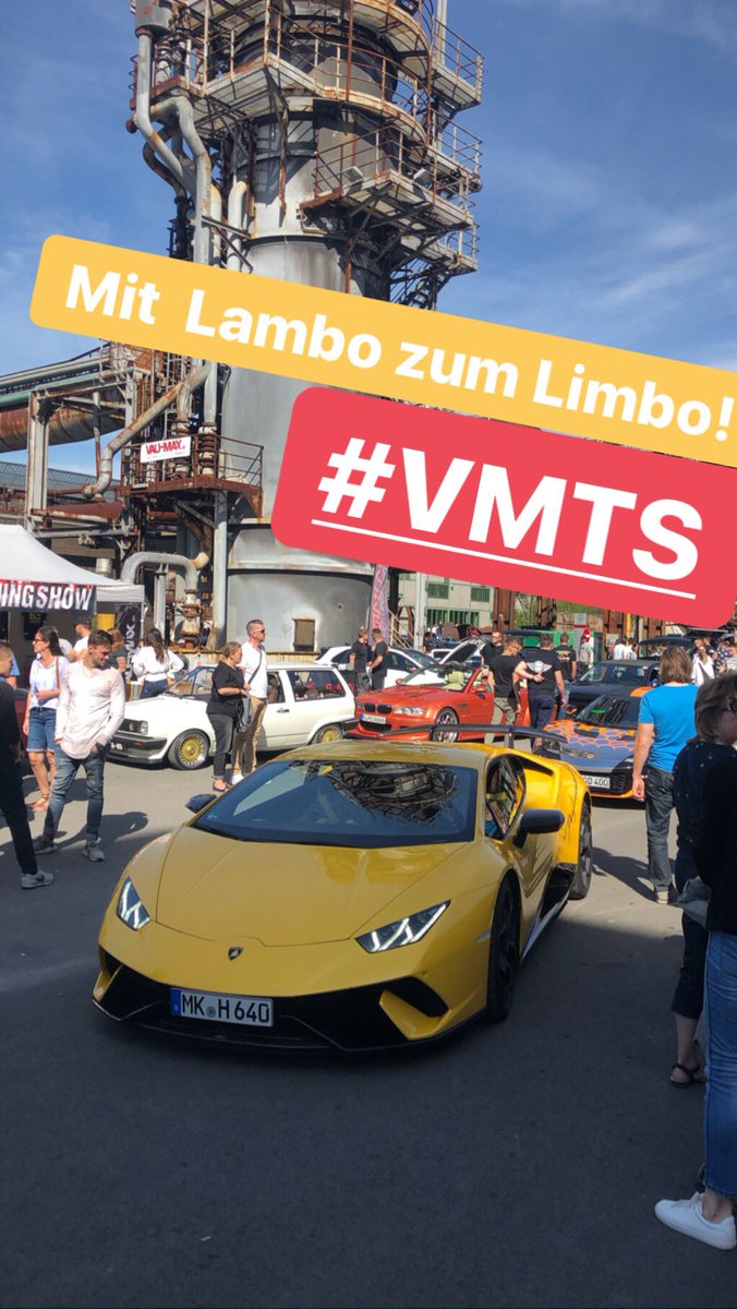 ThomasEbeling's tweet photo. Friedliche Demonstration für automobile Individualität! Rund 5000 Teilnehmer zeigen Flagge fürs Auto! #VMTS #SandimGetriebe #IAA #VAUMAX https://t.co/cLw7LLR02x