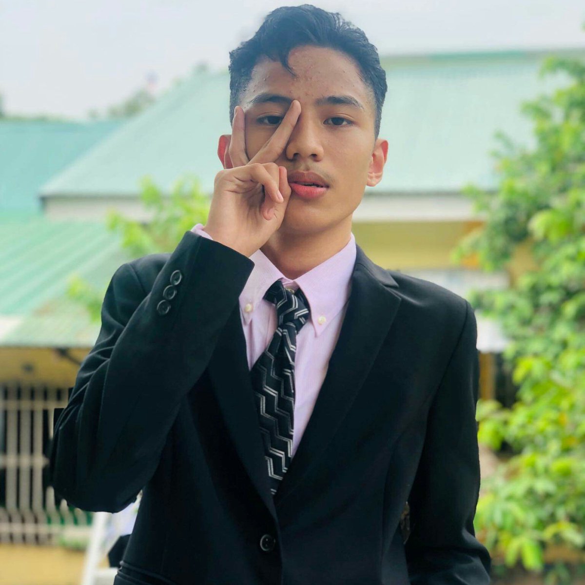 sanceda_andrei's tweet photo. Nani!?? https://t.co/WnJLi8yhxR