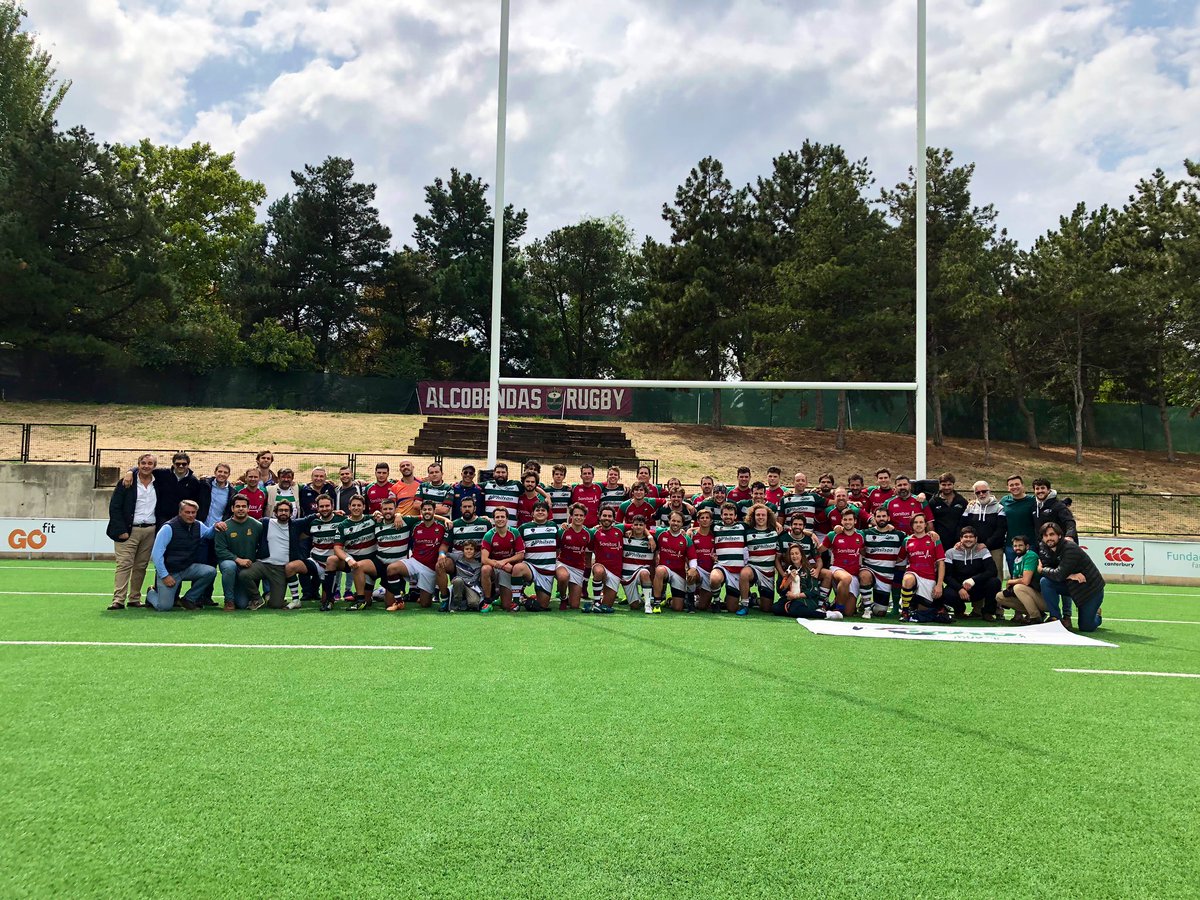 MADRugbyBoad's tweet photo. Homenaje a nuestro querido “Panzas”. @AlcobendasRugby y @MADRugbyBoad los clubes de su vida. #siempreconnosotros 🏉🔝 https://t.co/SWsebRSkwl