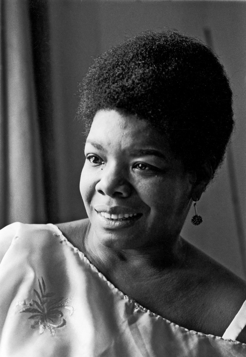DrMayaAngelou's tweet image. “I would like to be known as an intelligent woman, a courageous woman, a loving woman, a woman who teaches by being.” #MayaAngelou