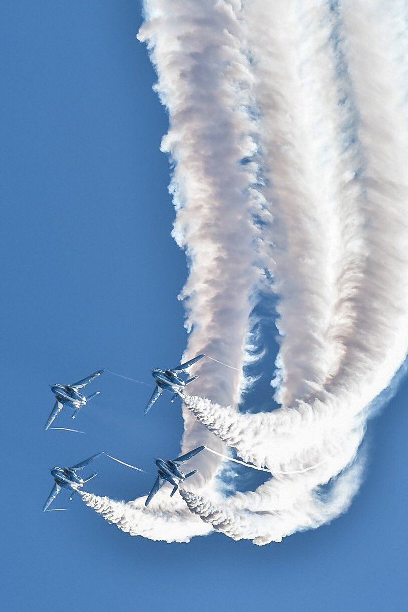 foo_1224's tweet photo. 1年ぶりの小松基地！
本日は予行、
ブルーインパルスにアグレッサー、
そしてアメリカ軍のF-16も！

#小松基地 #小松基地航空祭 #小松基地航空祭2019 
#ブルーインパルス https://t.co/jafyOi6x5C
