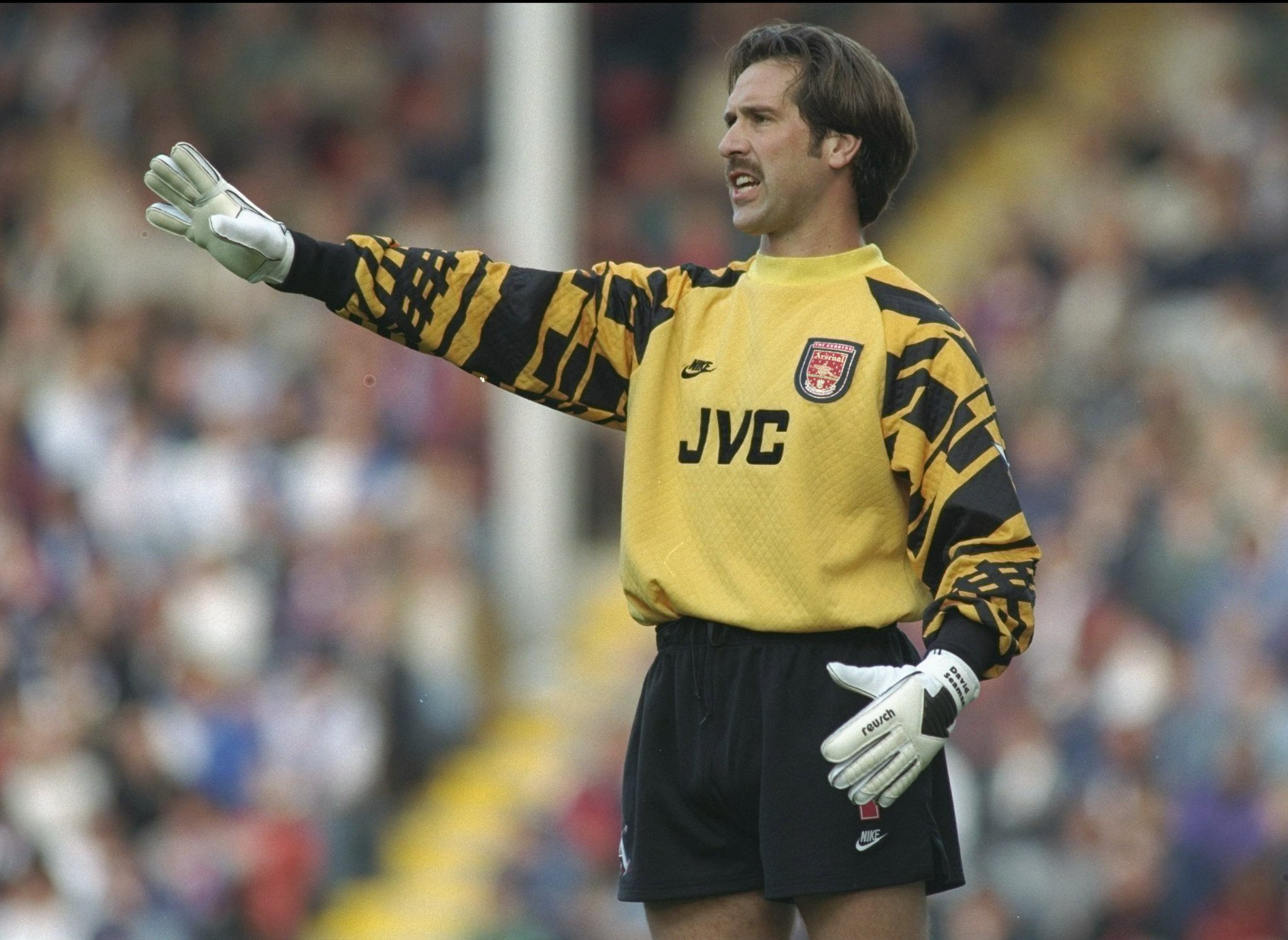 Happy Birthday to the former Arsenal and England David Seaman! 