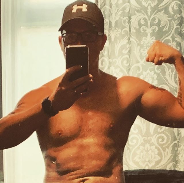 MattRTheSinger's tweet photo. I don’t really post fitness updates any more, but I’m feeling really pleased with my work this year - diet on point, no alcohol, workouts 6 days a week have me in the best shape I’ve ever been! 
I’m going to continue the fat loss until the end of 2019 an… https://t.co/6hwP04MA0P https://t.co/2wecZiRbkv