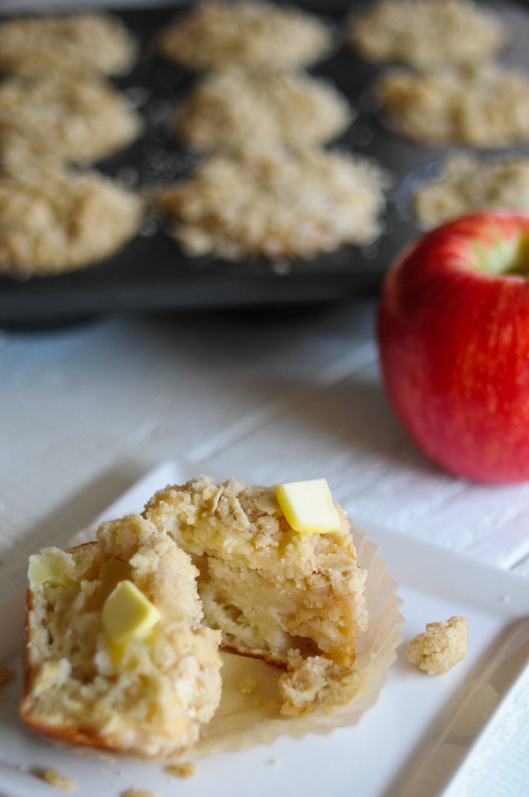 Did you know you can use your pumpkin pie spice in other amazing recipes as well? I love they way they bring these blender muffins to life - the most perfect fall flavors! #sponsored #produceforkids <a href="/produceforkids/">Produce for Kids</a> heatherdisarro.com/spiced-oatmeal…