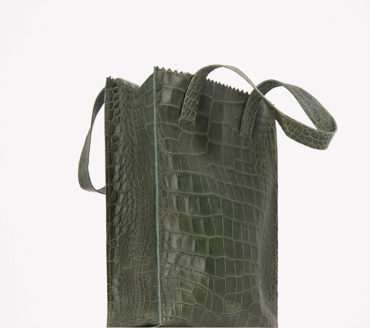 MaringtonNL's tweet photo. We love these croco prints 🐊 | https://t.co/3T9sFIdqjU
.
.
.
.
.
.
#ecoleather #croco #green #sustainable #myomy #fairtrade #greenworld #eco #marington #leather #bags #handbag https://t.co/K5YcdOzoa6