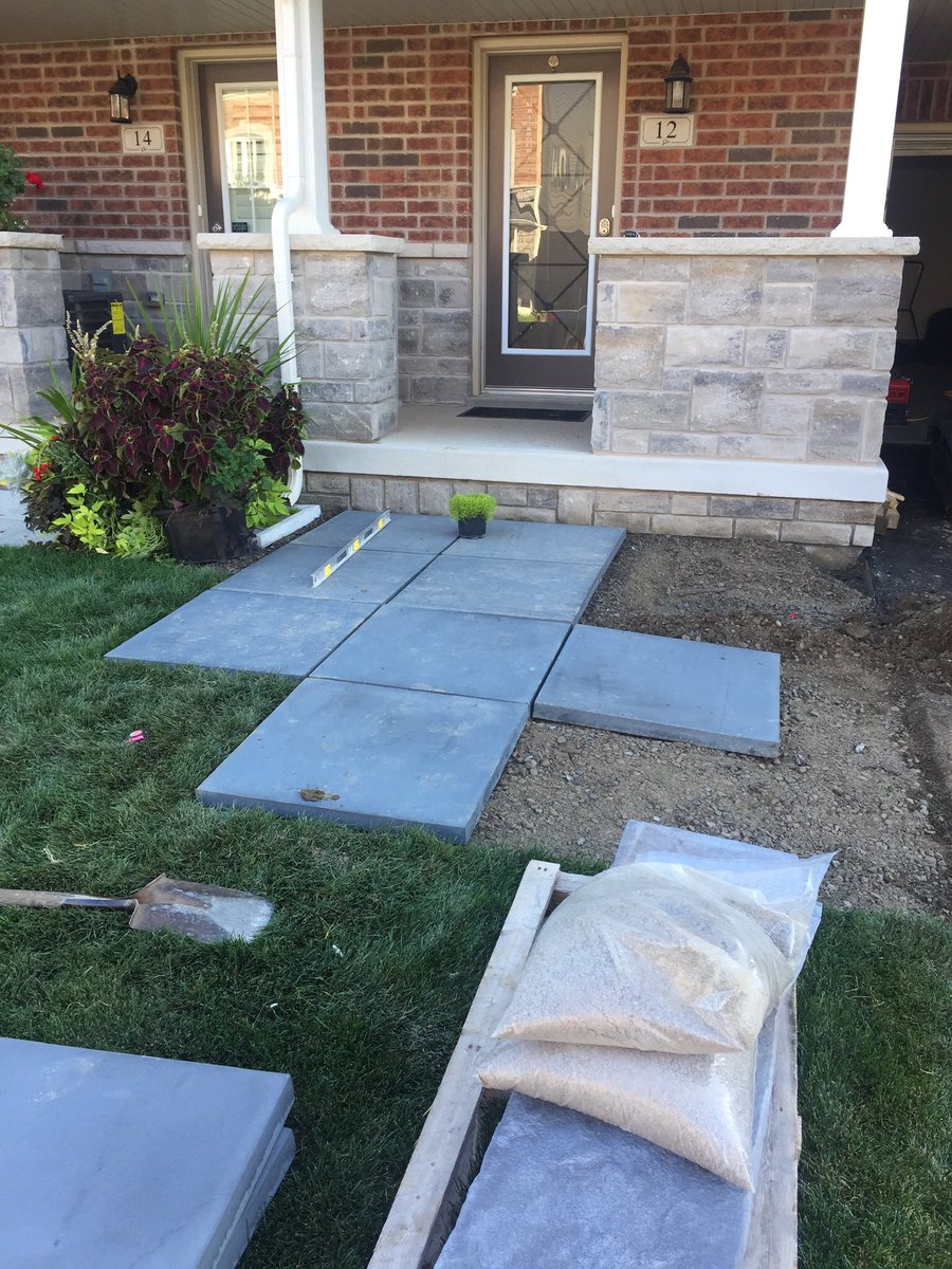 davemalda's tweet photo. Weekend warrior mode for my Sis.  Thanks @techobloc for the incredible precast products &amp; @ConnonNurseries for the quality plant material, @MQuipGroup for the slick vacuum unit🤘😎🥾🏗 #Landscaping #Weekend #MQuip #BackSaved https://t.co/DXET7xJwNF