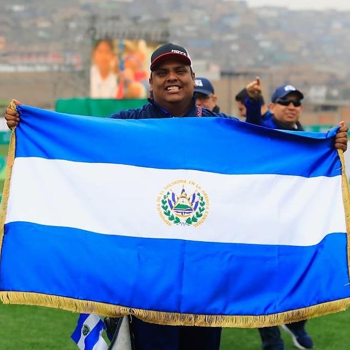 BobHrdz's tweet photo. FELIZ DÍA DE INDEPENDENCIA!!! 🇸🇻🇸🇻🇸🇻 ES ORGULLO SER SALVADOREÑO Y PODER PORTAR LOS COLORES DE NUESTRO PAÍS! https://t.co/IIlMCYyGrU