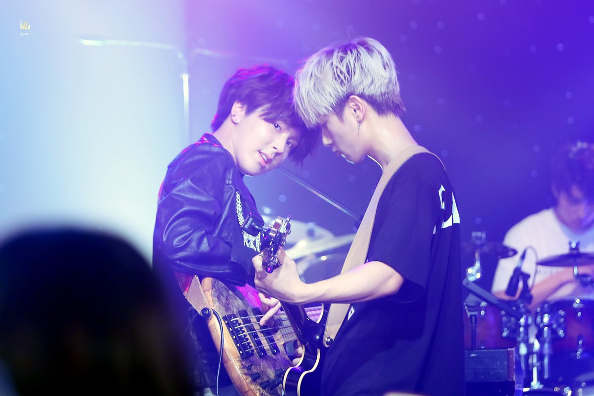 0094_mas's tweet photo. @egg_0094 애증의,, 롤링홀 이네요 ㅠㅠ 발견하고 급하게 찍느라 초점이고 색감이고 뭐고 없지만,, 맘에 드셨으면 좋겠어용,, (;-;) https://t.co/4PXPzrz1Wp