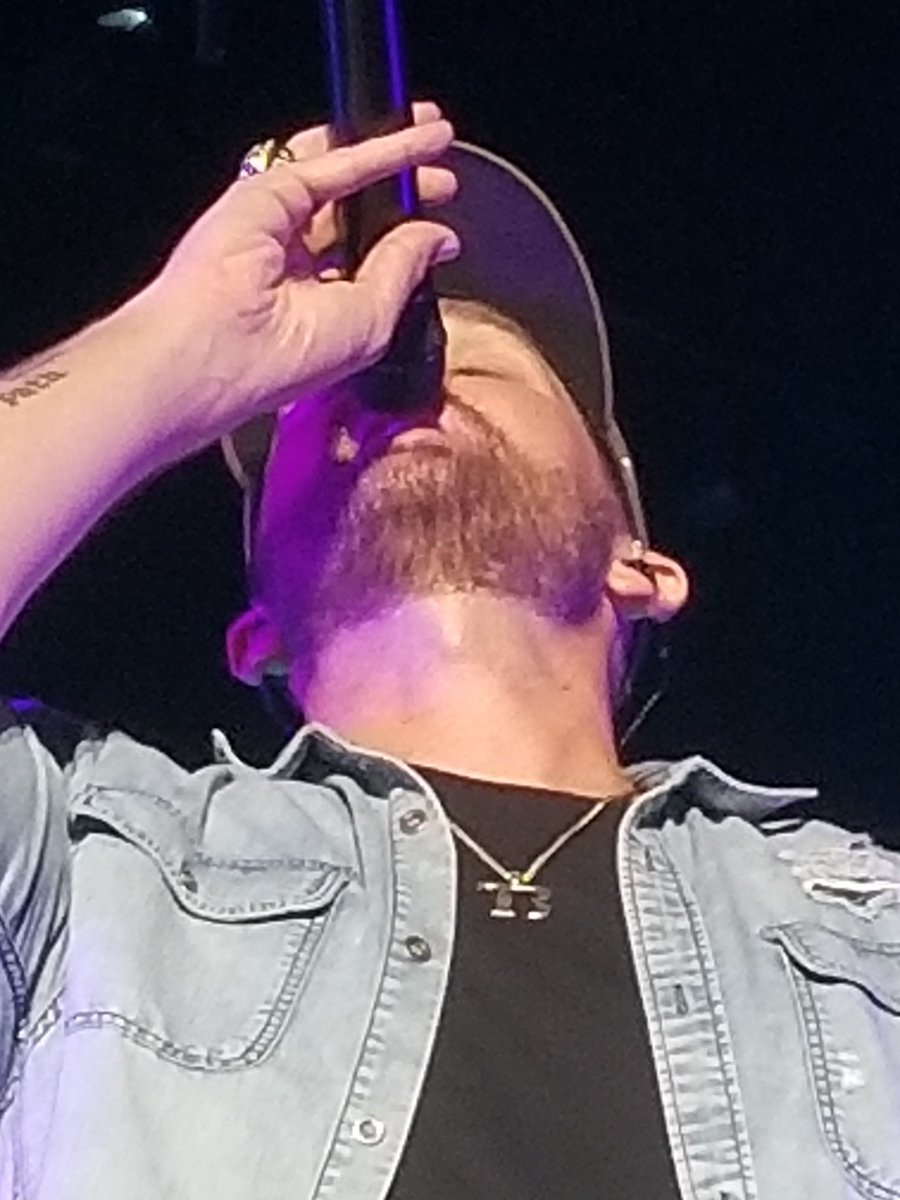 Brett Young
Botanic Garden Memphis
#BrettYoung #LATG19