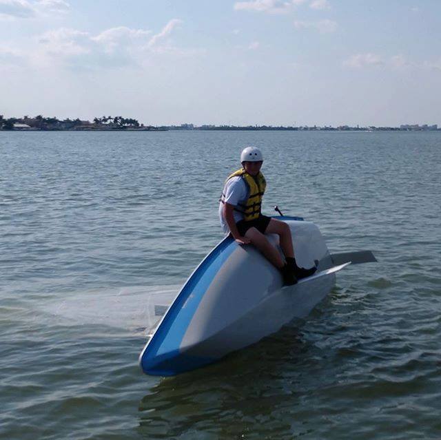 AdmiralFarragut's tweet photo. Cadet Braxton Mann demonstrating technique on capsizing and recovery of one of AFA's Lasers. ⛵️⚓️☀️ #farragutlife #learningtosail https://t.co/l5WaWcoxf7 https://t.co/6PTOjBsia0