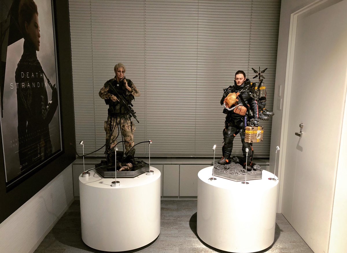 Kojima_Hideo's tweet photo. Welcome home👍🌈🦀🐟😂🐋☔️💀👶🤩😴 https://t.co/qfX1mkGfwE