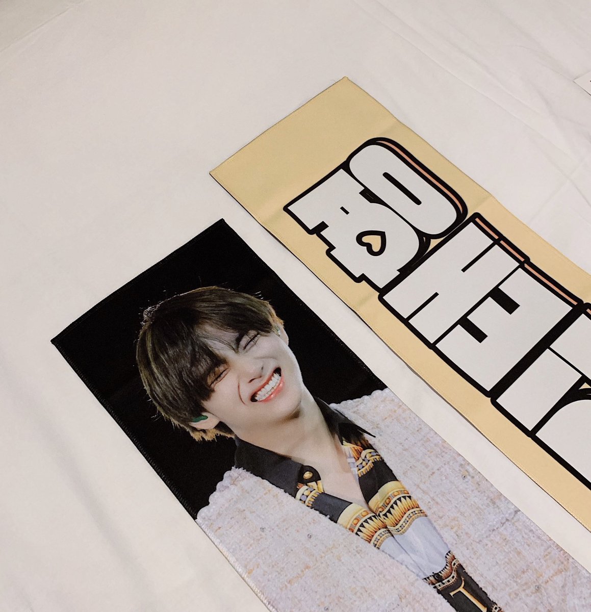 purplemonster__'s tweet photo. 【MY🇲🇾GO】
BTS V 1st Cheering Kit by Fresh
RM125 
Close：20/9 
INCLUDED EMS
Local postage RM8/WM
                         RM12/EM

#bts #btsv #v #btsslogan #kpop #bighit https://t.co/kyWrEprHfo