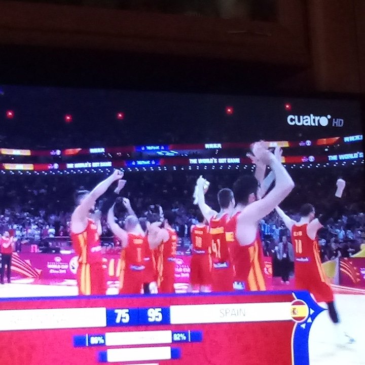 Noeliacp2's tweet photo. Orgullosos de España!!!!!! https://t.co/lrDGc0dMCe