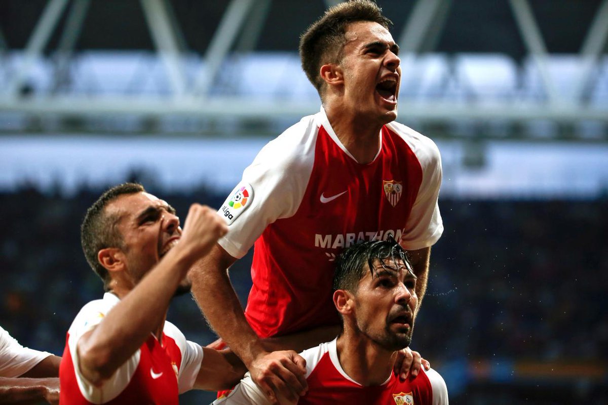 Juanki_sfc's tweet photo. Muy buen partido del Sevilla que a veces enamora, y a veces nos gusta un poco menos, pero se mantiene serio durante todo el encuentro. Somos líderes y la UEFA nos espera, el abuelo ya arranca la moto, y va a ver si nos puede traer la copa por sexta vez. https://t.co/0kW5mjxir7