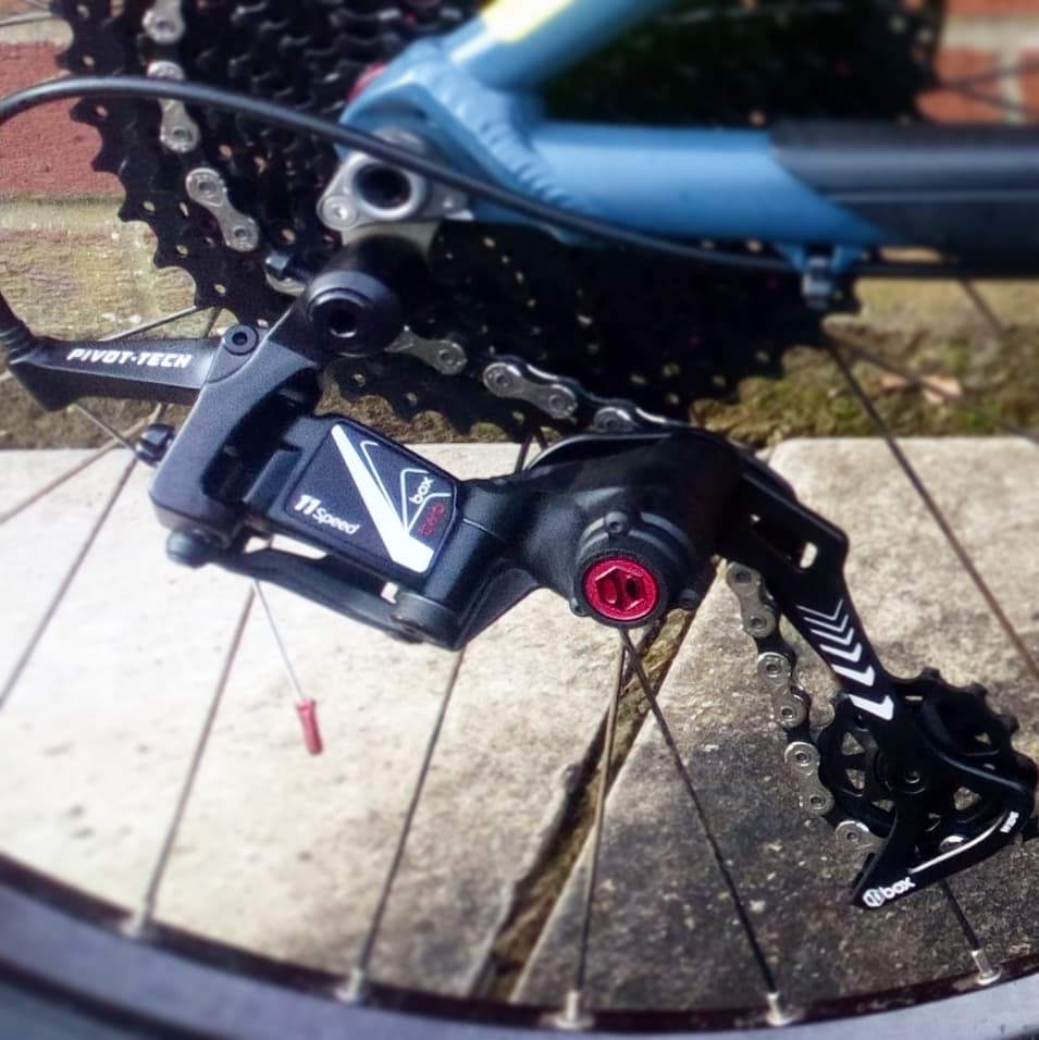 RidesMatt's tweet photo. My drivetrain set up.  Box 2 11 speed derailleur, Sram xo carbon crankset, Sram oval chainring, 11 speed cassette and chain 🤘 #mtb #mountainbiking #drivetrain #drivetrainsetup #boxcomponents #sramxo #mysetup #thedream #gianttrance #giantbikes https://t.co/AkjoyiBbSs