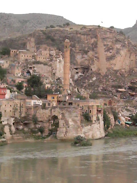 #HasankeyfİcinBirSey yapalım #UNESCO
Lütfen sessiz kalmayın!  

(Bu fotoğraflar Mayıs 2010 tarihinde çekilmiştir.)