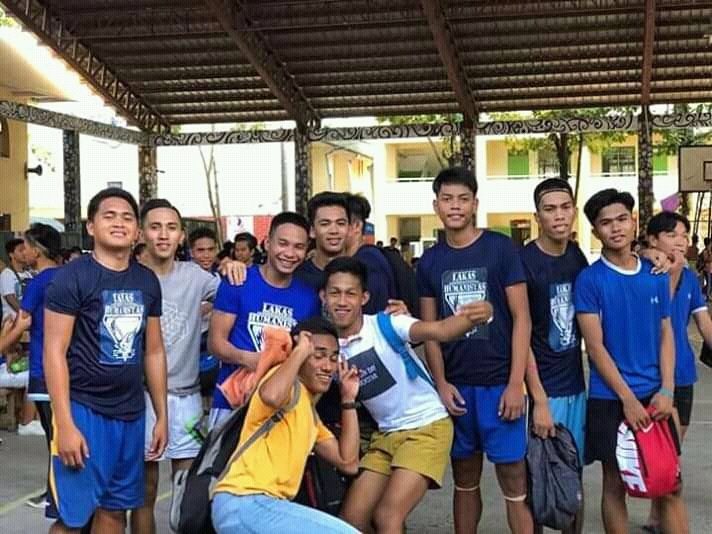 RonylGL5's tweet photo. Sidlak Humanista 🏀
#Champs 🏆👆🏻 https://t.co/0YSVh4JPnr