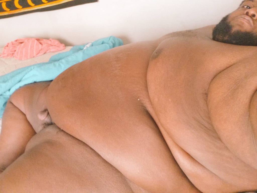 Large666Marge's tweet photo. Oof lol I just came and I'm all dirty about to record video number 1!! Hit me up if you want it today!!! 
https://t.co/5hzdGmOdDf
#ssbhm #chubcock #gainer #shower #fat #suoerchub #chub #belky #fatgayporn #tittys https://t.co/AaOqzSwQxU