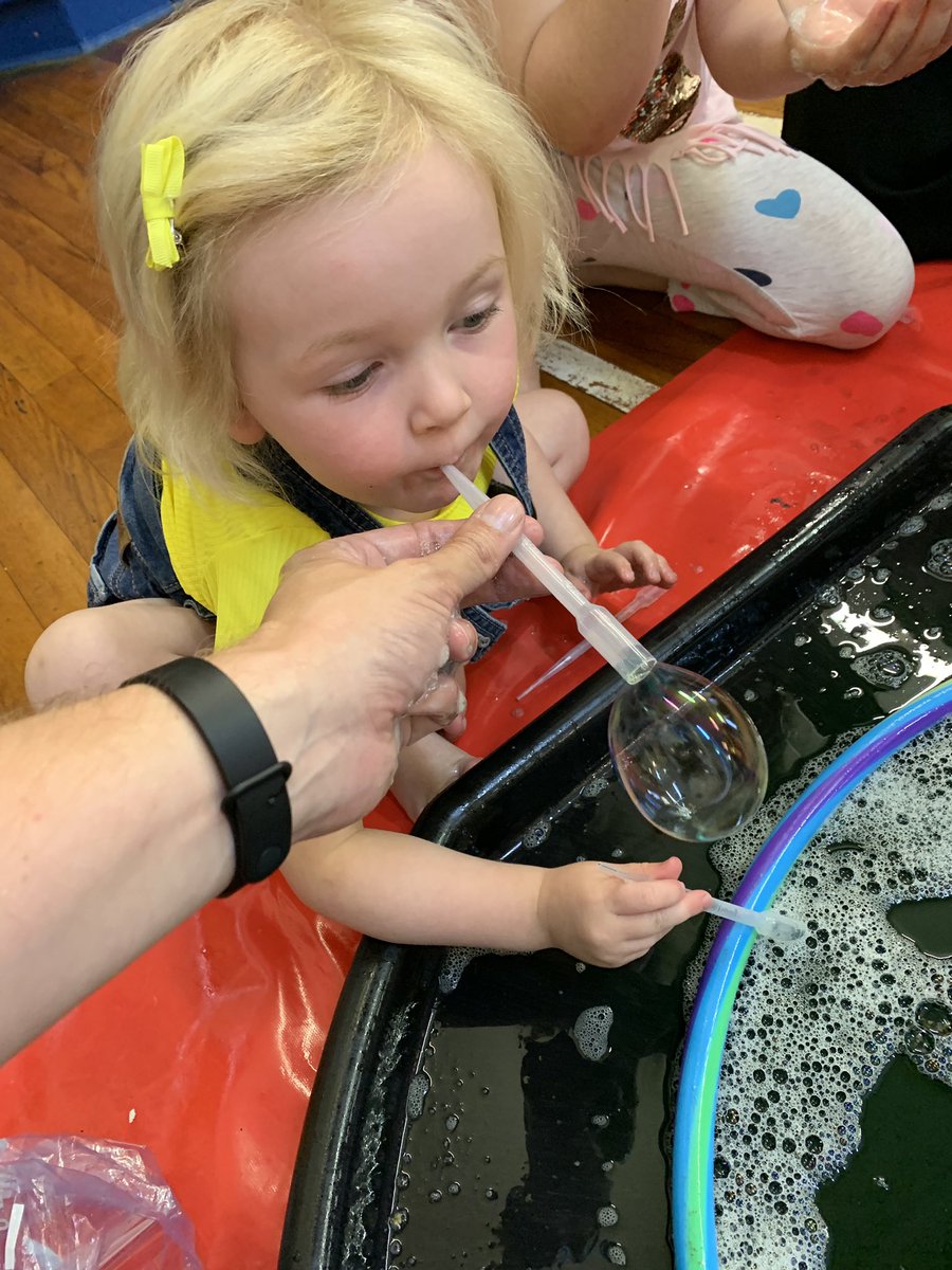 BigScienceUk's tweet photo. Such a fab Big Science birthday party today where we launched our new extra activity “bubble science” it was a big hit with these amazing children 👍🏼 #scienceisfun #childrensentertainment #northeast #startabusiness #ukfranchise #sundayblues #sundaymotivation #havefunwhileyouwork https://t.co/VCcVSulyHB