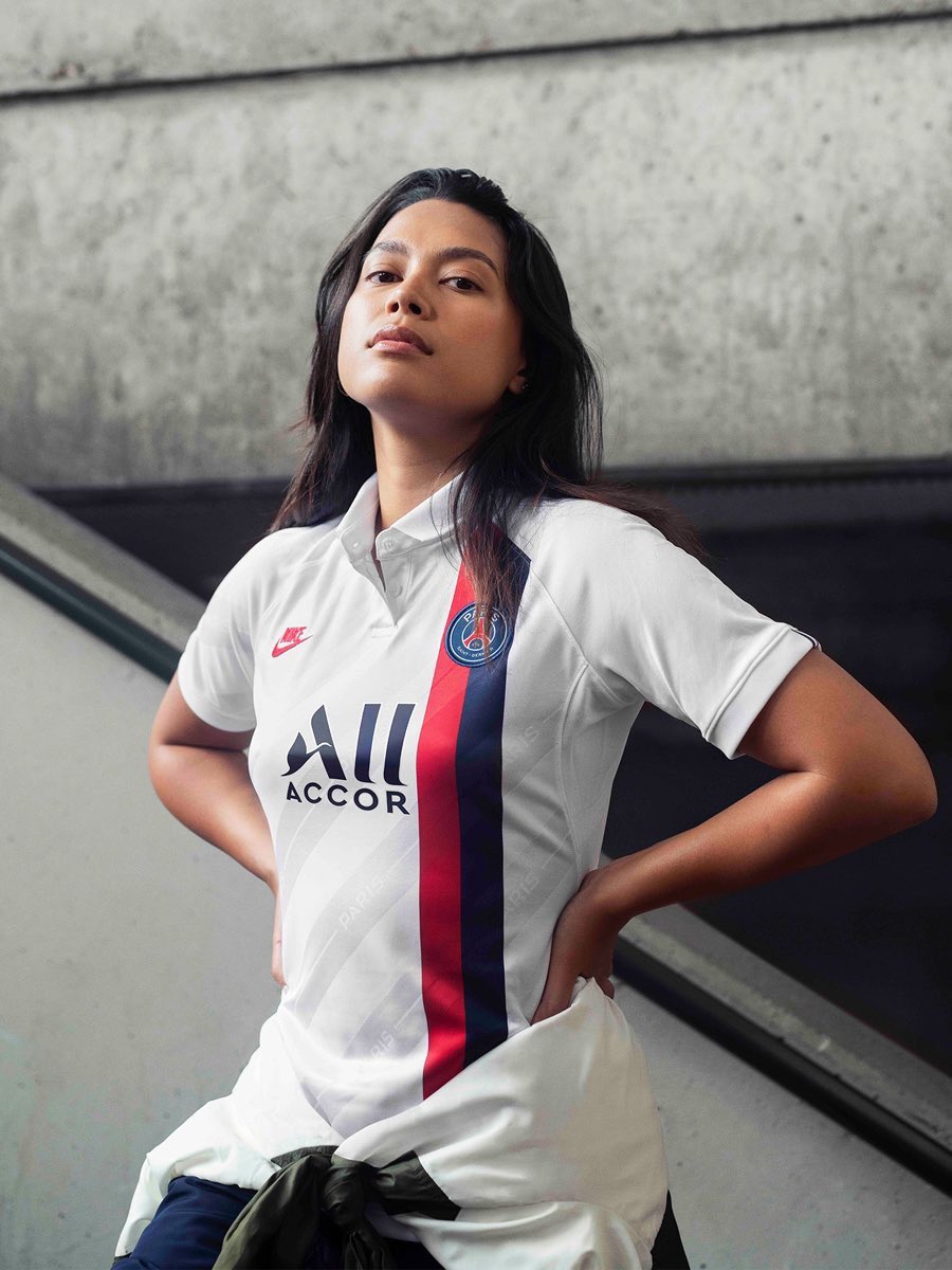 🔵🔴
@nikefootball x @PSG_inside 2019/20 new third kit. 

#ParisSaintGermain #PSG #ICICESTPARIS #AlwaysForward