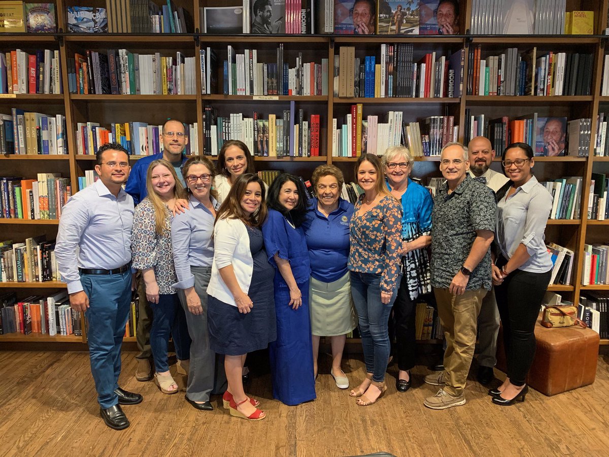 DrAertker's tweet photo. Thanks to Hon. Donna Shalala US House of Representatives for stopping by Books & Books to meet Miami Council NPs Saturday! #fnpn #aanp # NPsLead #FAANP https://t.co/ldfIhpEXtX