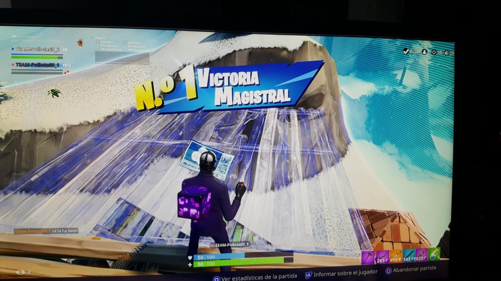 TPollote's tweet photo. No nos hemos ido seguimos aquí!!! @RtyLikeFortnite @FortniteEspRT @RinconFortnite https://t.co/PcoRJVLn01