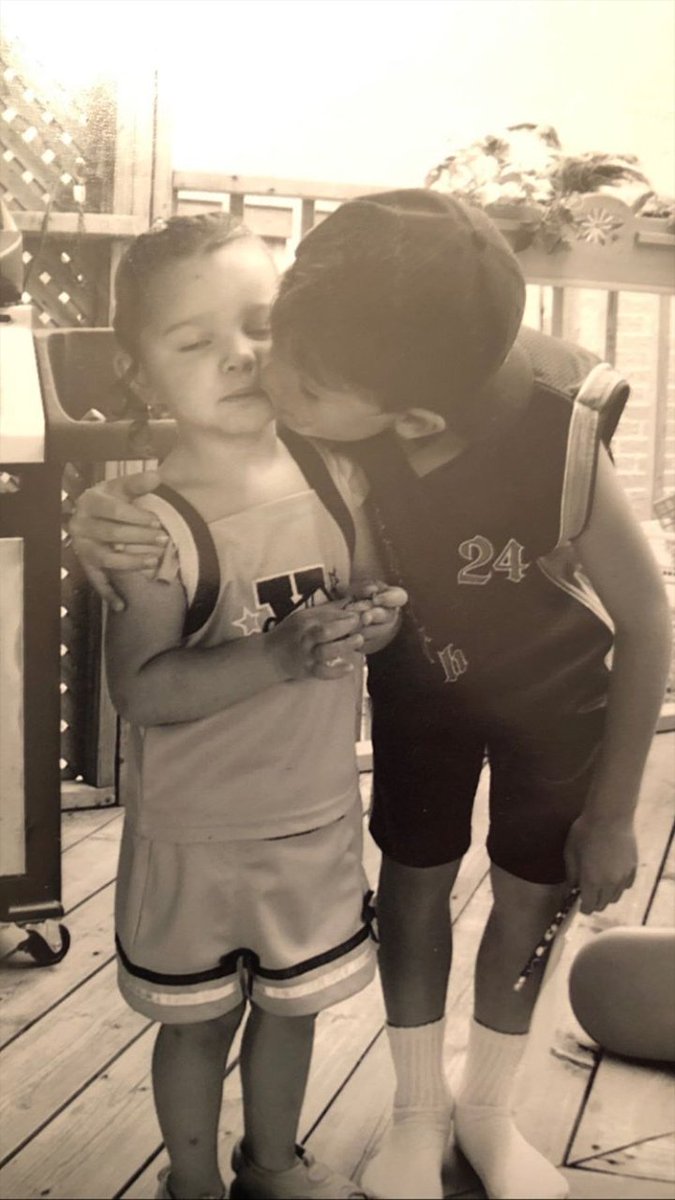 Roses985's tweet photo. Son tan hermosos😍♥ https://t.co/qJ9v87q8lF