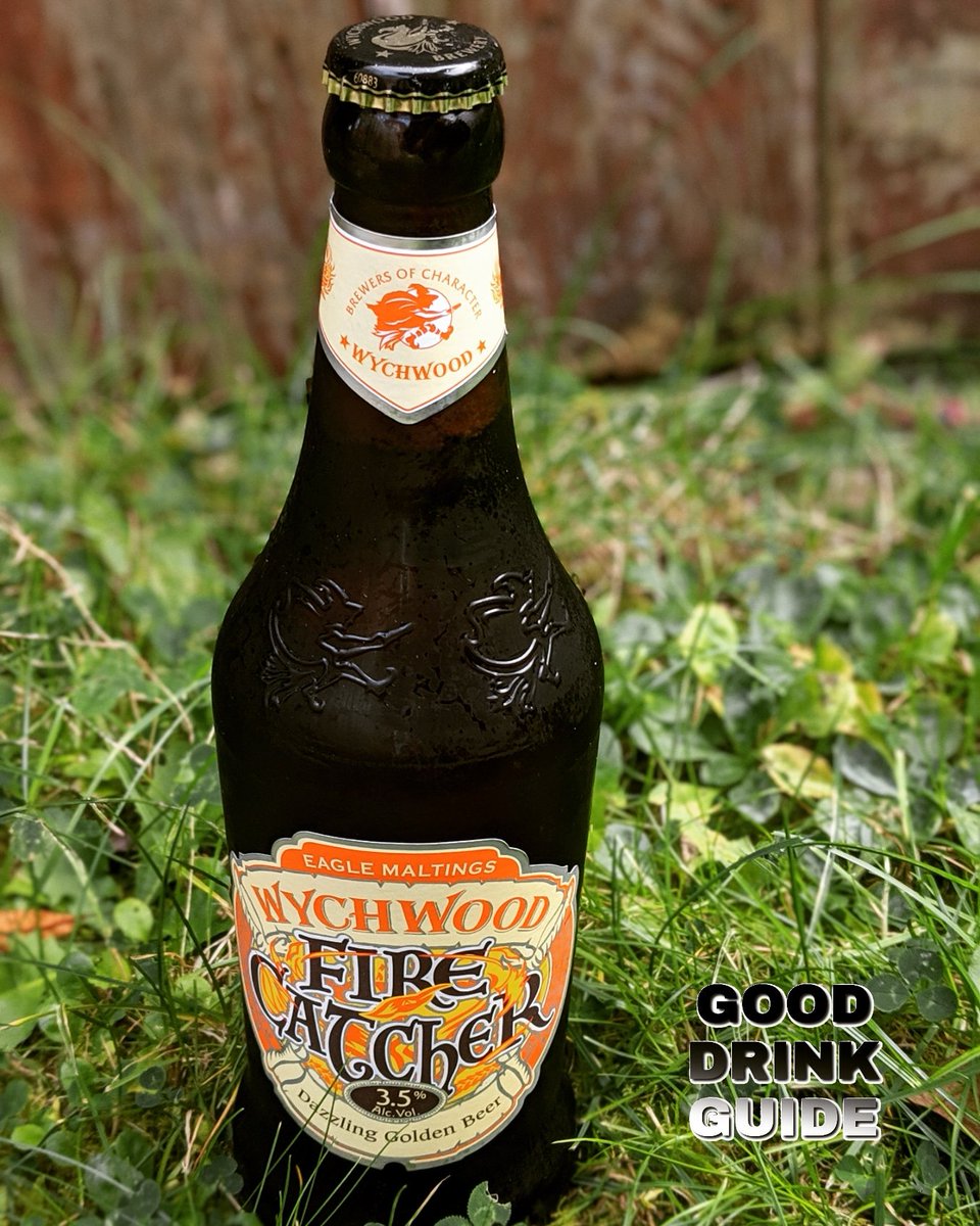 gooddrinkguide's tweet photo. A deliciously crisp golden beer from @Hobgoblin_beer
Fire Catcher is a real fire cracker in my book. 
Bags of flavour and at just 3.5% Vol that's a great achievement. https://t.co/oM8Za1mT3D