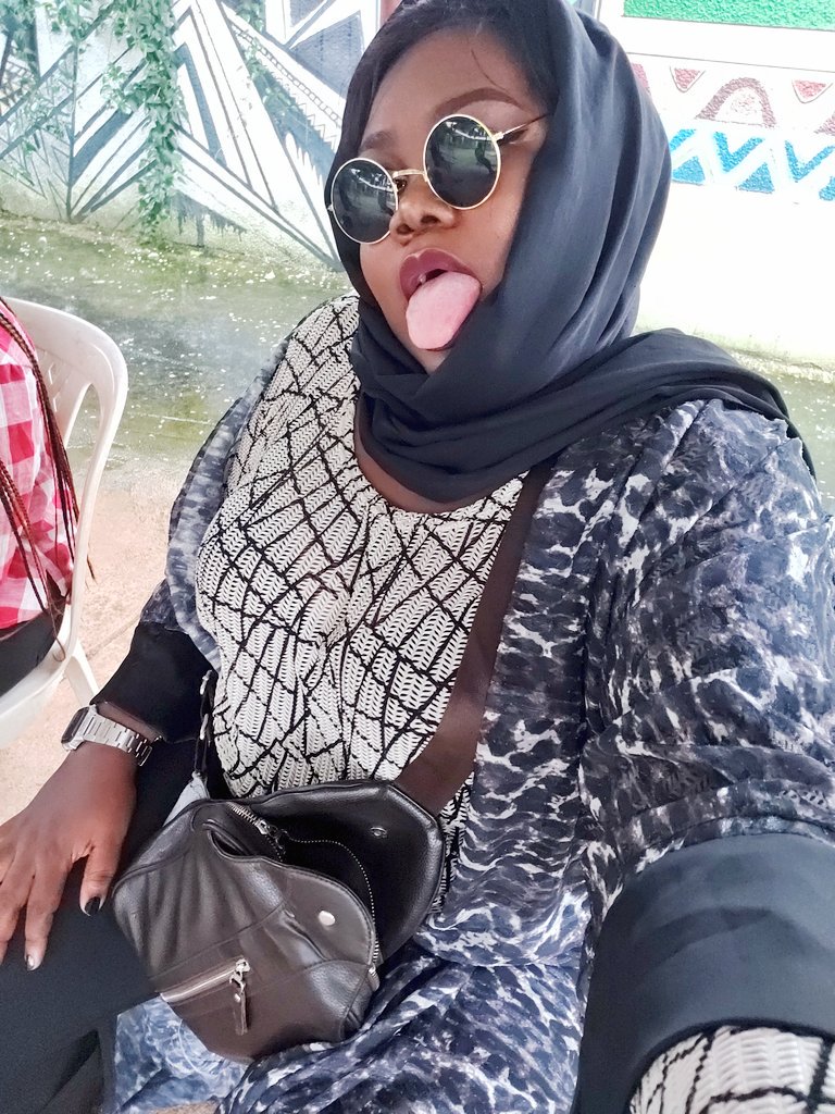 KIRAAH_'s tweet photo. Imagine having me๐
#PurpleSilver https://t.co/fs5bMc1DFl