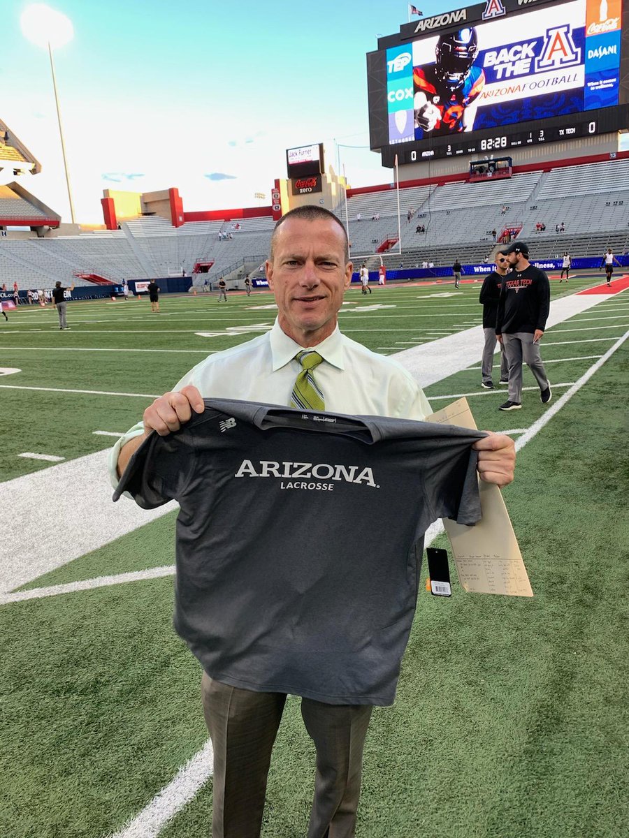 Big win for <a href="/ArizonaFBall/">Arizona Football</a> last night and a big new fan of Wildcat lacrosse! Thanks for your time <a href="/QKessenich/">Quint Kessenich</a>! #BearDown <a href="/MCLA/">MCLA</a> <a href="/SLCLacrosse/">Southwestern Lacrosse Conference</a> <a href="/espn/">ESPN</a>