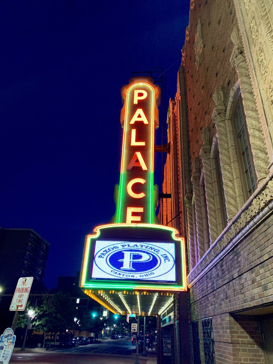 PetakovMedia's tweet photo. A few pics from Friday of the screening of Momo: The Missouri Monster at the @CantonPalaceThr! So proud of the @SmlTownMonsters crew &amp; all involved with the project, humbled to have been involved. Get ready for the film Sept. 20th &amp; remember...There’s something on Marzolf Hill... https://t.co/qTHl6bZhSb