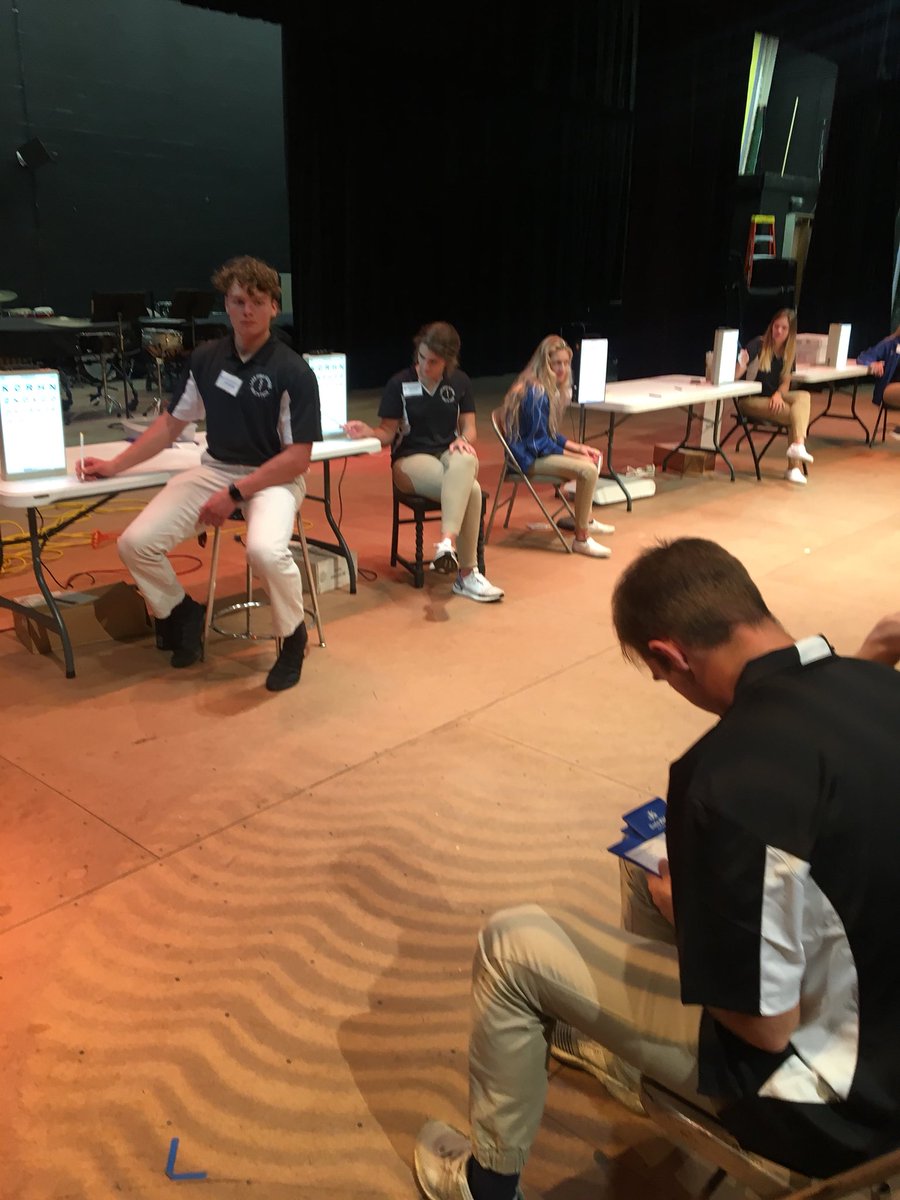 cebaker_mgc's tweet photo. HTP students performing health screenings at LMHS...I am so proud of the work they do! https://t.co/rbqFFcdePC