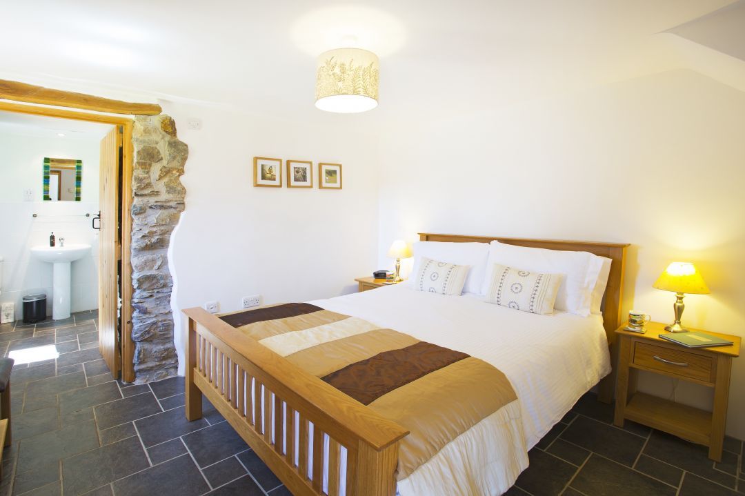 TheHolidayCots's tweet photo. โญ๏ธ Special Offer โญ๏ธ
Enjoy an 8 night stay for the price of 7 from the 18th - 26th October at @Gosphenheale Barn! Contact the owners for more information.
๐๏ธ Sleeps 1-6
https://t.co/VUoYgrPUM2
#PipersPool #Launceston #Cornwall #SpecialOffer #AutumnBreak #FamilyFriendly https://t.co/DneFuowzYJ
