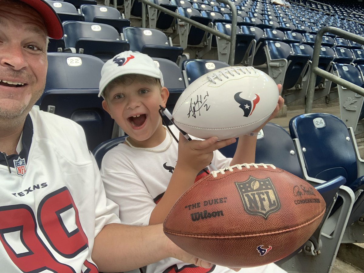 comeaux's tweet photo. #beatthejags #WeAreTexans #texans https://t.co/xOjjh9kv8s