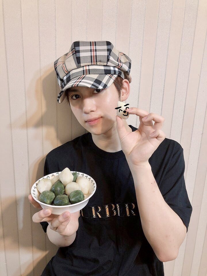 Dingdeul_isReal's tweet photo. #딩들
                               ◜ ◝  ͡   ◝ ͡  ◜    ◝   ╮
                          (   나는 여기 잇능데..  )
                               ╰        ͜       ╯
                                          o
                                               ° https://t.co/2I1CU8FpsF