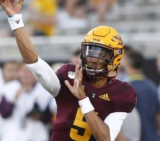 SuperWestSports's tweet image. Who Wins this Week 4 Matchup?

RT   for ASU
Like for Colorado

#ForksUp #GoBuffs