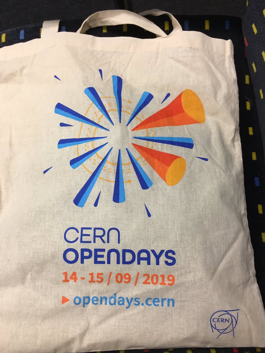 CatenazzoG's tweet photo. Open days @ CERN #cern #cernopendays #cernopendays2019 #cmscern #centreeuropéenrecherchenucléaire #visitcern #cernvisiters #geneva #geneve #genf #ginevra #ginebra #septembre2019 #september2019 https://t.co/Du2tBmICB0