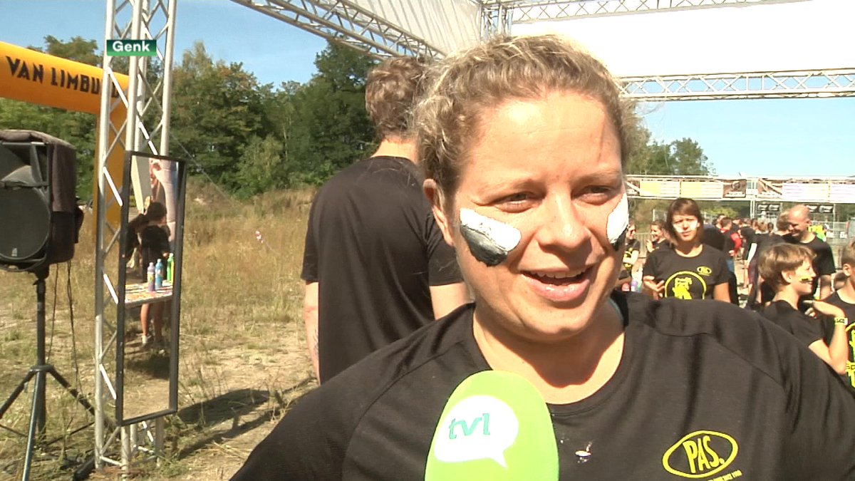 TVLbe's tweet photo. EXCLUSIEF. @Clijsterskim reageert voor TVL-camera voor het eerst op haar comeback. #battleofthor https://t.co/3kj8eFTiUU #tvlnieuws https://t.co/baWltTFACY
