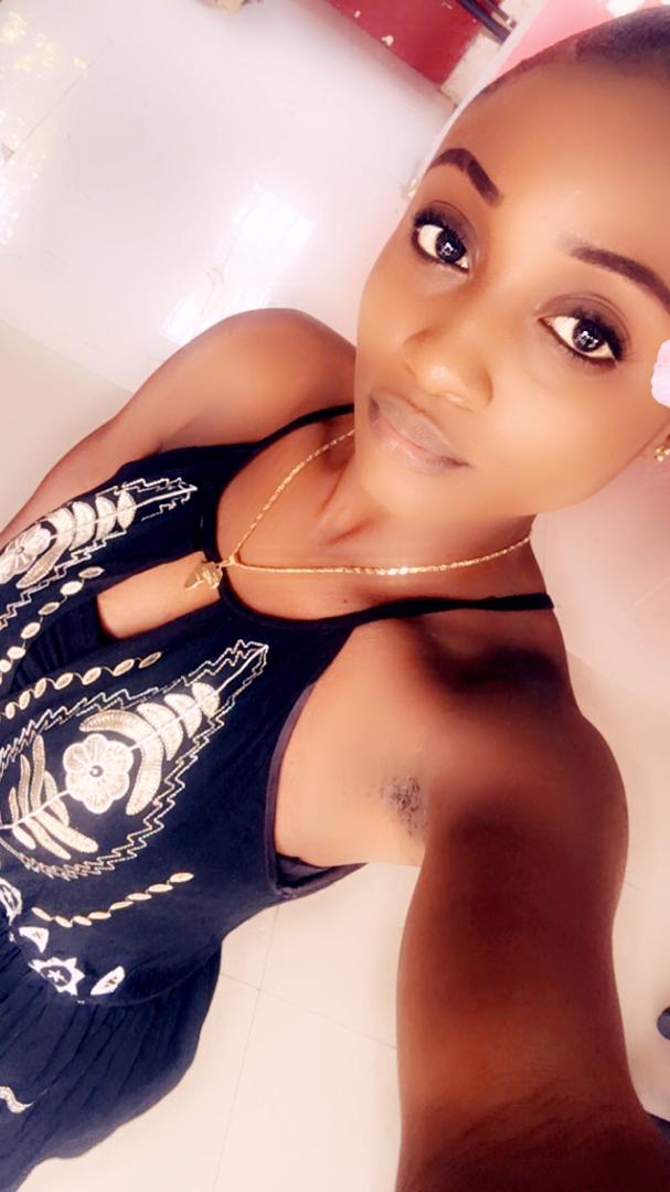 FredXclusive's tweet photo. It's not a secret just in love with her ........ Hope she loves me too https://t.co/W9W1sgoDTO