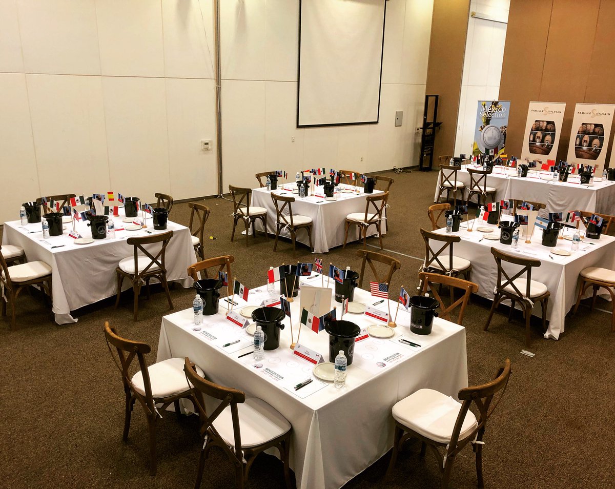 MexicoSelection's tweet photo. Nuestro salón de cata está listo para recibir a los 34 especialistas que evaluarán los mejores vinos y destilados nacionales, durante la 3ª edición del México Selection by CMB #Aguascalientes2019 ! 🍷🍇

Ven y disfruta de las actividades del #vinofest2019 Del 18 al 22 de sept. https://t.co/JWC5XkQD4V