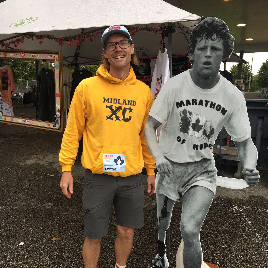 clbell44's tweet photo. Raising awareness and funds for cancer research! #TerryFoxRun #17thannual @MrKBellteacher #amandastrong💛#womanwarrior https://t.co/icIhoRw9Ex