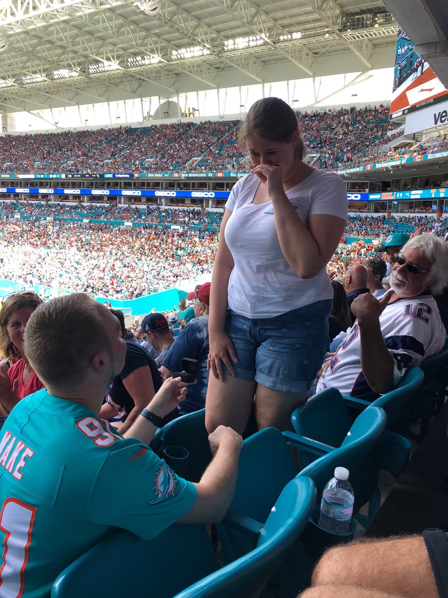 MJ // 305 tweet media