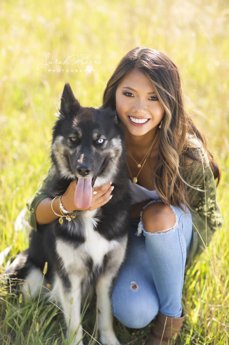 SarahModene's tweet image. Obsessed with @phoebezhuu’s senior pictures!! 😍💕