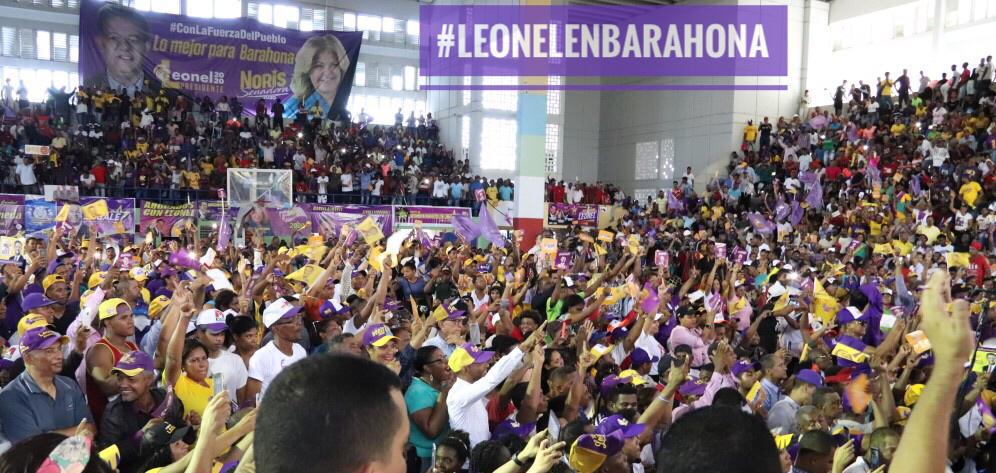 ADECON6's tweet photo. Barahona demostró que sin duda alguna el Dr. Leonel Fernández será su próximo Presidente.
@leonelfernandez
@olfernandez
@radhamesjimenezpena
@ingfreddyperez
@aarecheg
#lafuerzadelpueblo
#leonelenbarahora
#nohaymarchaatrás
#leonel2020
#adecon https://t.co/bkp4R91YrN