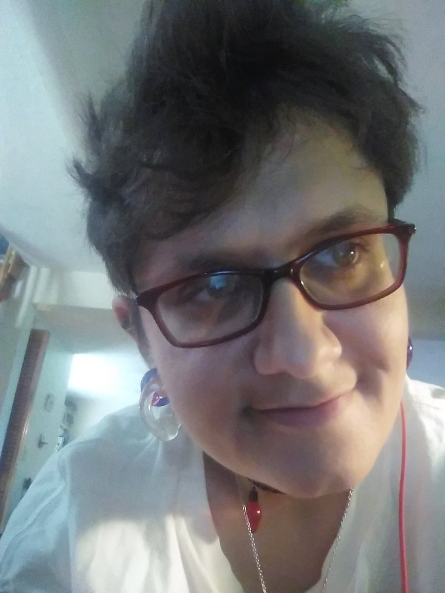 hellenhippocrat's tweet photo. Jeeze
Thanks for posting
THAT on my time line
On
Facebook
As i was eating breakfast
Thank you
For the  F you
In response to to me
I left you a nice comment
Silly woman
As i will call the police
With a smile.

#iamwriting #WritingCommunity #poetry #poems #poem #PTSD #happy https://t.co/QXux2o6lcb