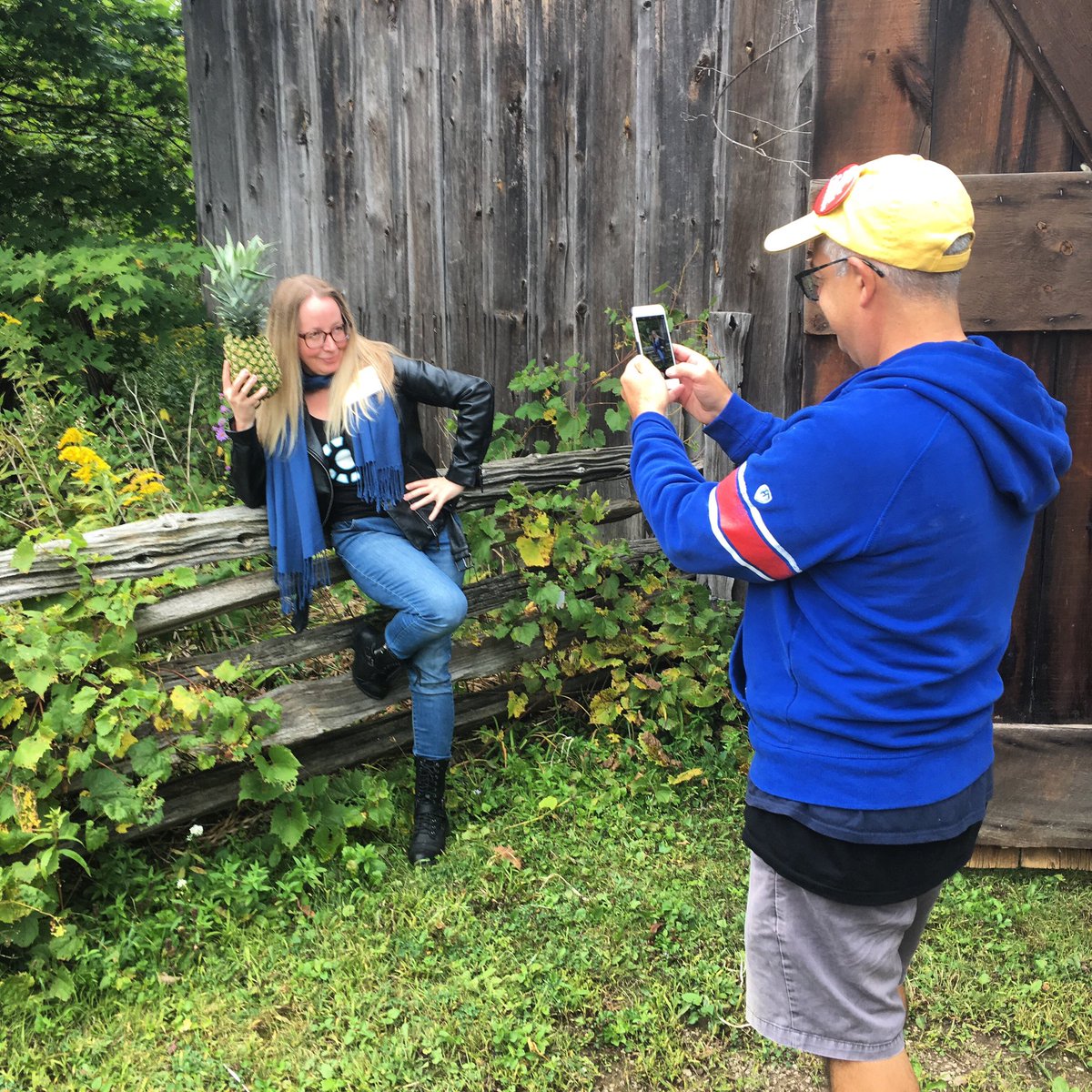 scholasticCDA's tweet photo. Strike a pose! Hereโs #AlmostEpic authors @LesLivingston and @kevinarts at todayโs @TellingTalesOrg Festival! Find out more about their hilariously funny middle-grade series at https://t.co/FCFVQNULJ4 https://t.co/nwgB4d9wp4