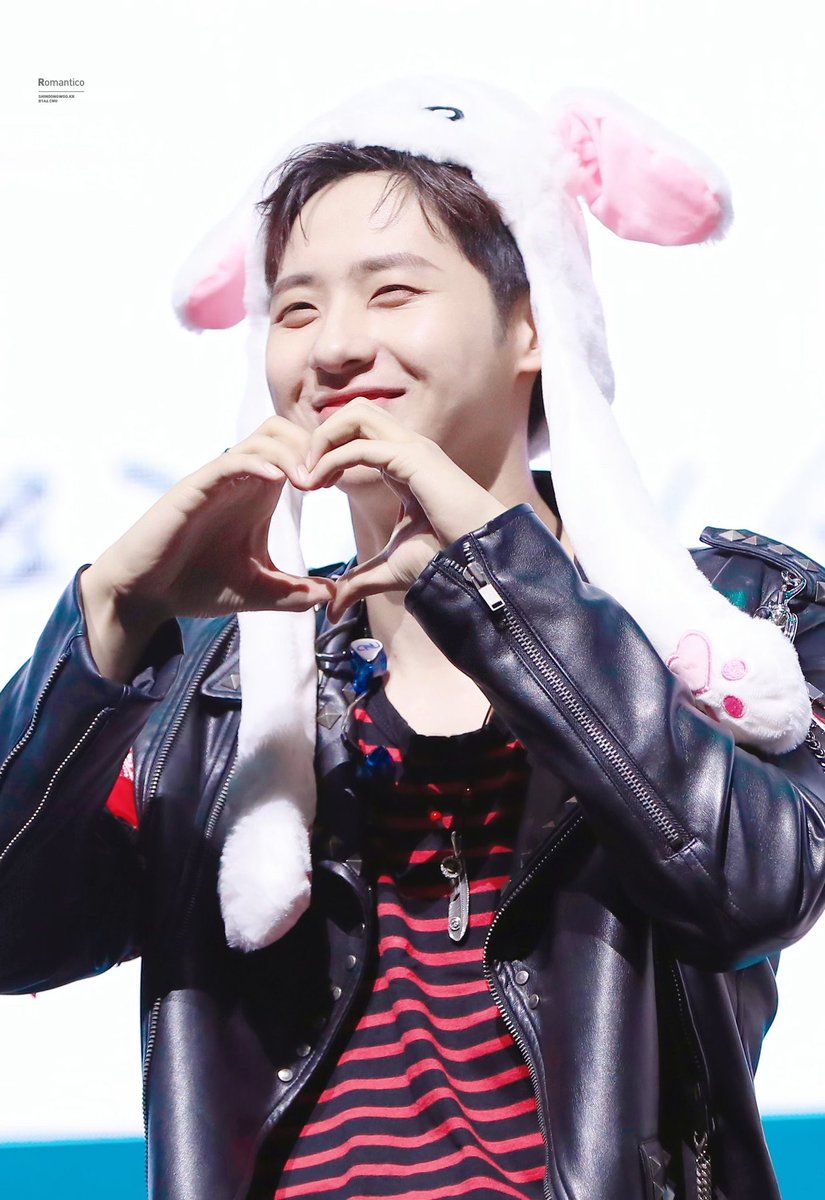 cnupics's tweet image. missing you