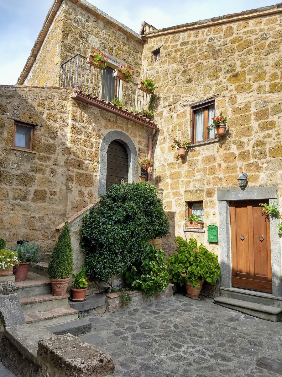 m3davide's tweet photo. #Italy https://t.co/0uaOBYnXdD